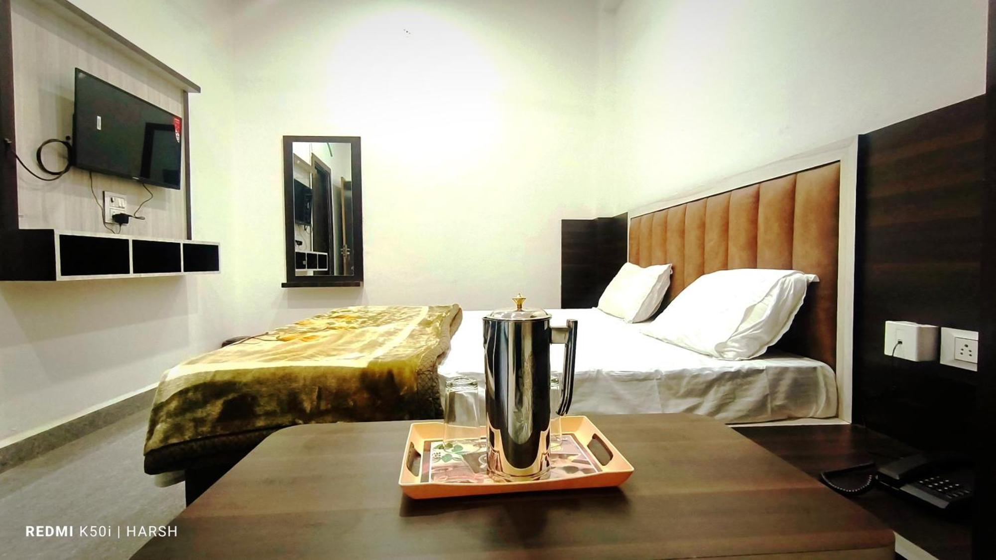 Hotel Mahaveer Chanderi Eksteriør bilde